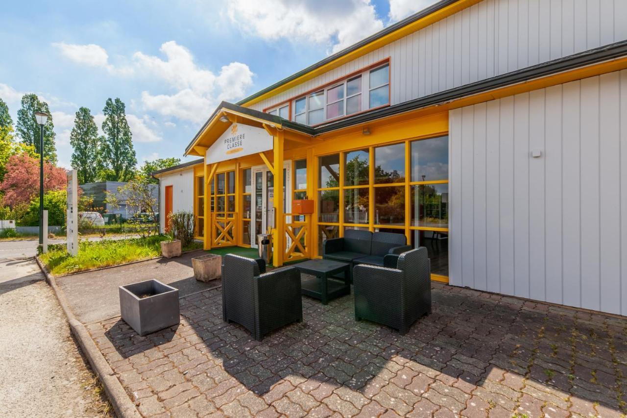 Premiere Classe Rennes Ouest - Le Rheu Exteriör bild